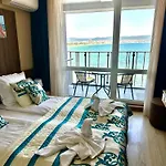 Apartment One Bedroom Private Paradiso B 501
