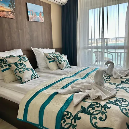 One Bedroom Private Paradiso B 501 * Nesebăr